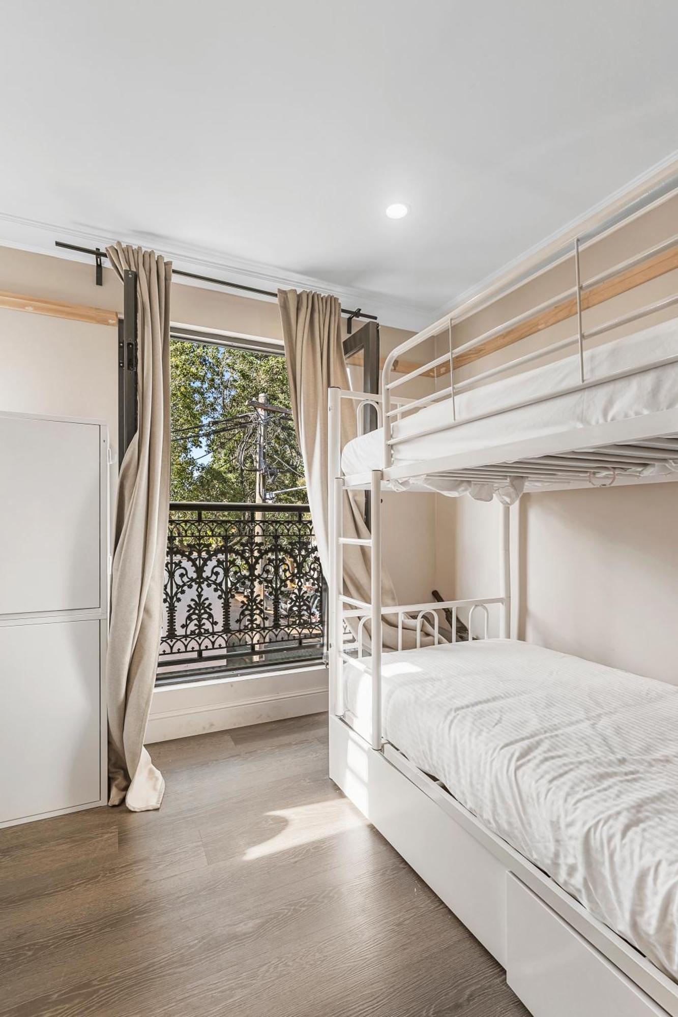 Azzurro Boutique Hotel - Surry Hills Сидней Экстерьер фото