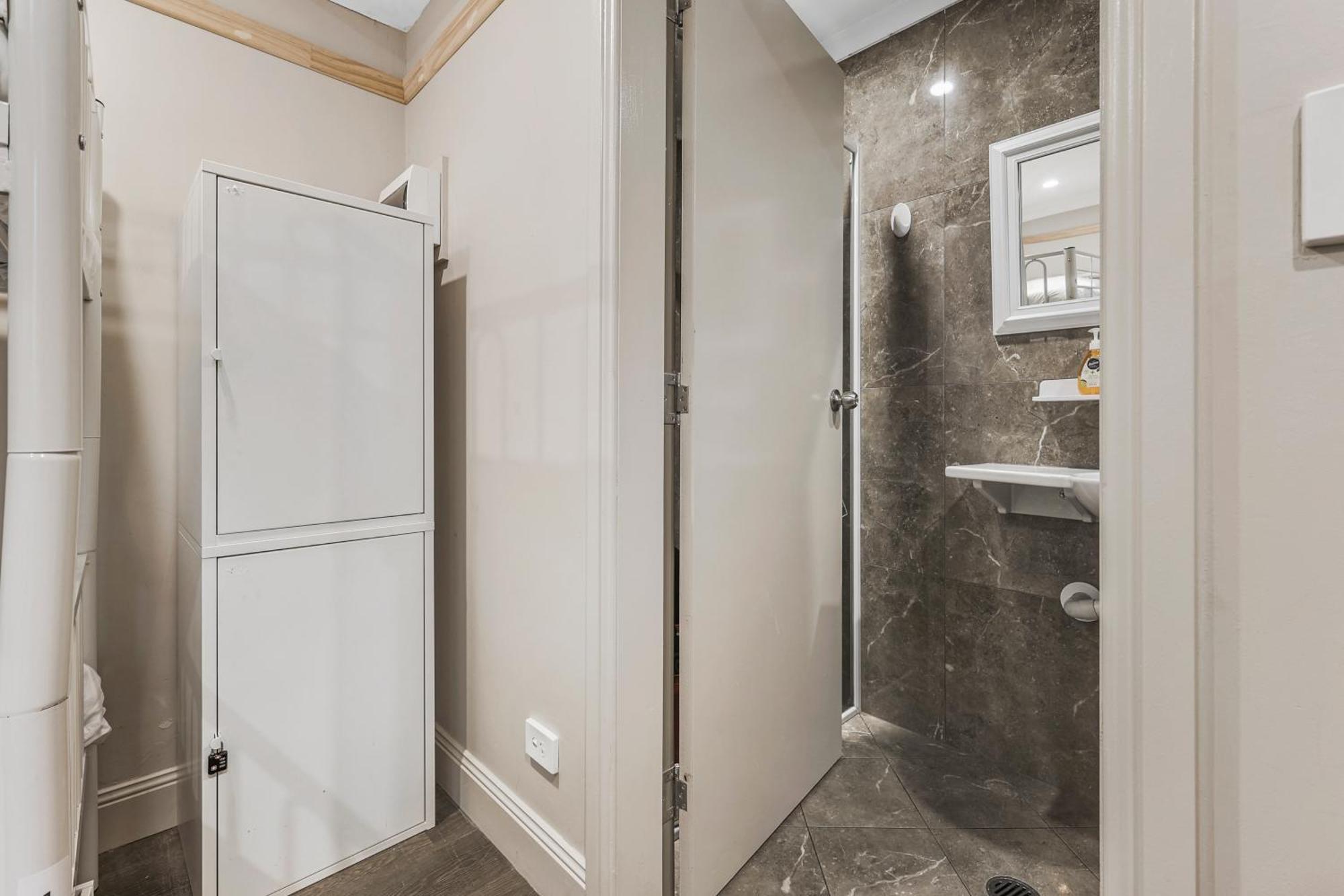 Azzurro Boutique Hotel - Surry Hills Сидней Экстерьер фото