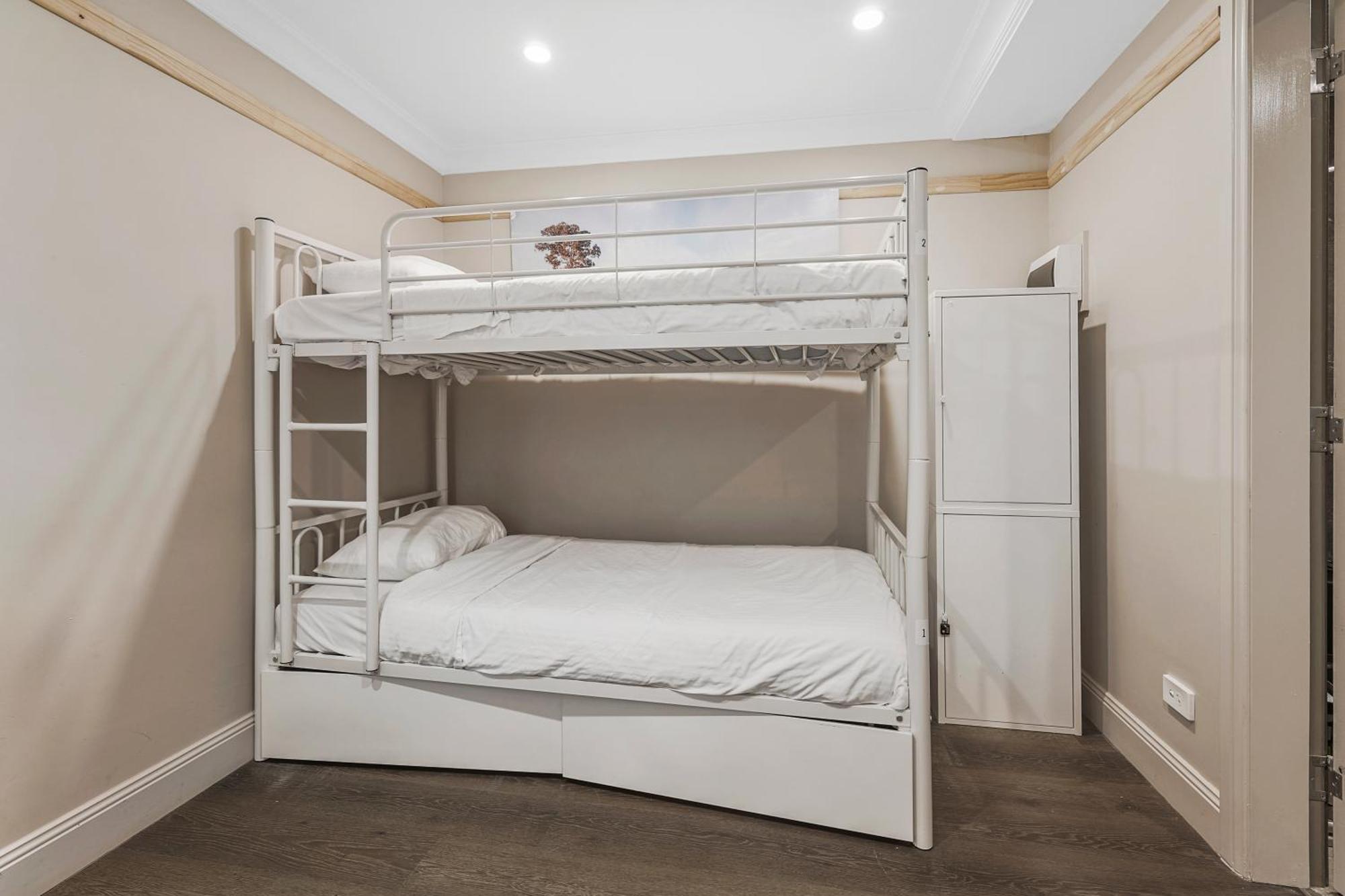 Azzurro Boutique Hotel - Surry Hills Сидней Экстерьер фото